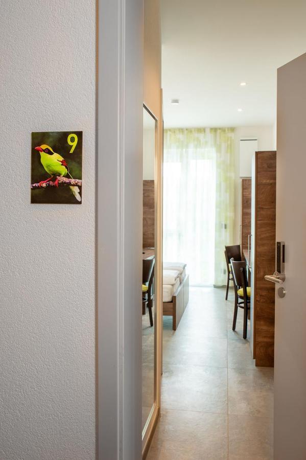 Hotel Gruene Elster Fürth エクステリア 写真