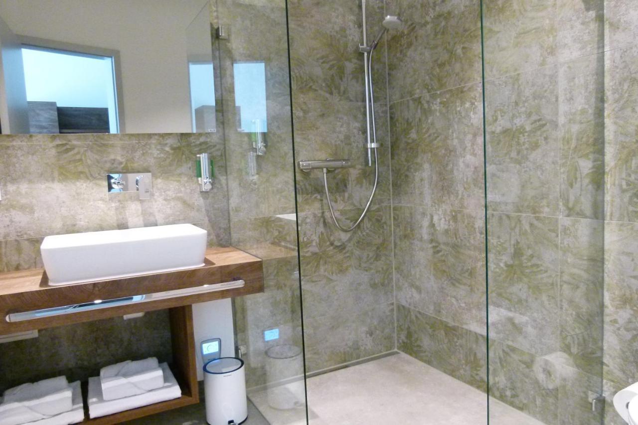 Hotel Gruene Elster Fürth エクステリア 写真