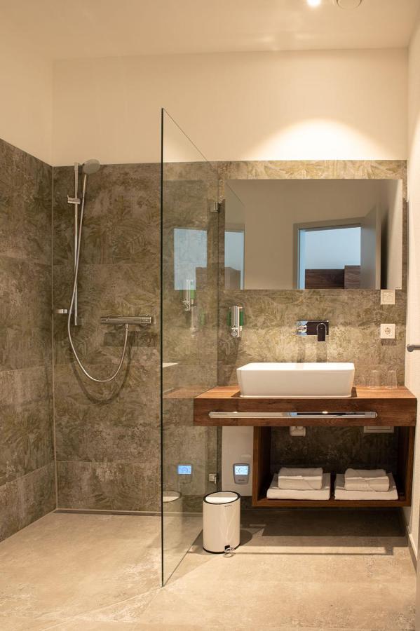 Hotel Gruene Elster Fürth エクステリア 写真