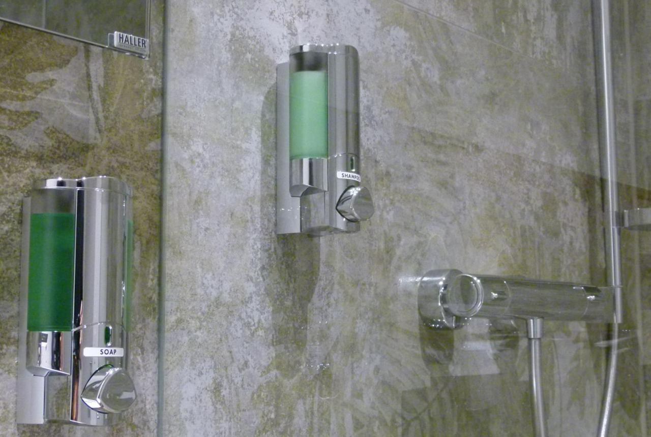 Hotel Gruene Elster Fürth エクステリア 写真